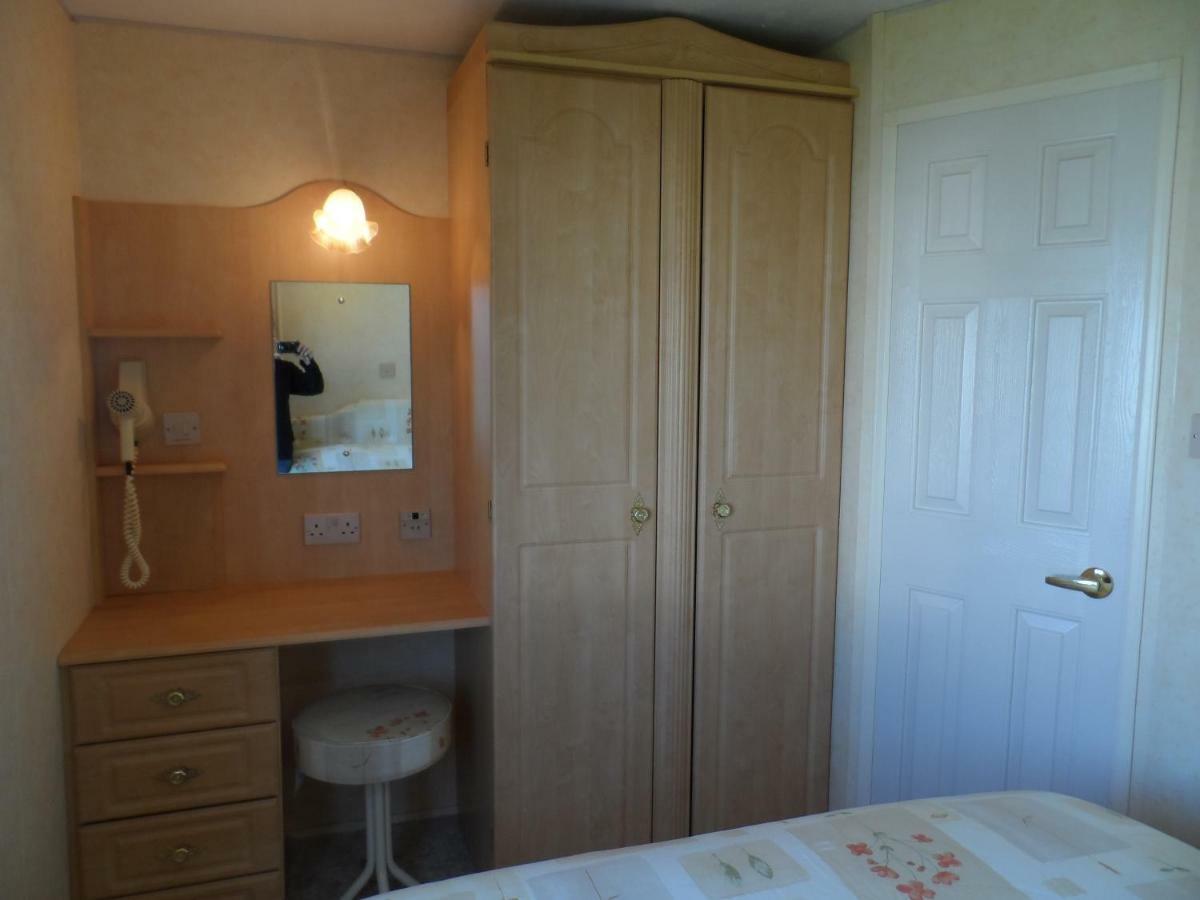 Luxury Mobile Home Near Perranporth Situated On A Quiet Farm Труро Екстер'єр фото